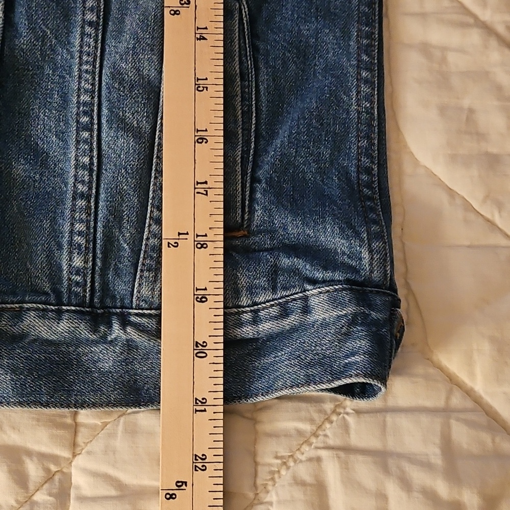 Madewell Classic Denim Jacket -  Women's S - Picture 3 of 6